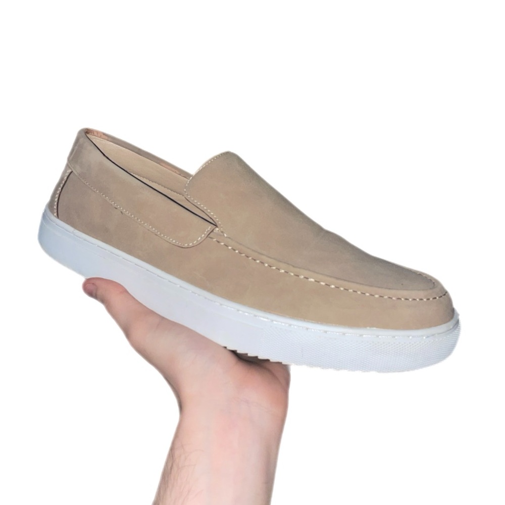 Steve Madden Beige Slip-On beige Loafers size 12